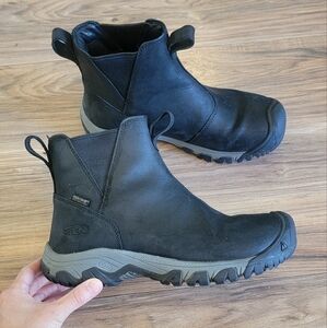 Keen Black Ankle Boots